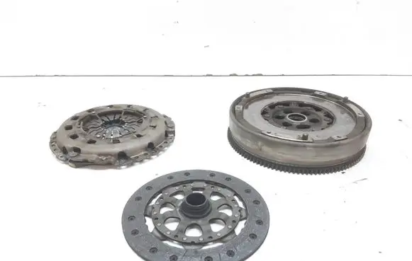BMW 3 E90 E91 Clutch set kit 7594444 21217594444 7573043