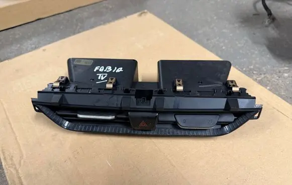 Dash center air vent grill