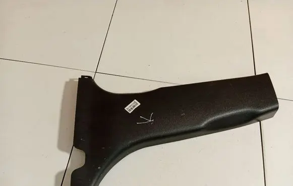 Hyundai i30 (B) pillar trim (top) 858352L000 85835-2L000