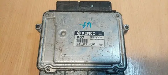 Hyundai Accent Engine control unit/module ECU 39101-26AD1 9030930743A4 GMC644DF655000