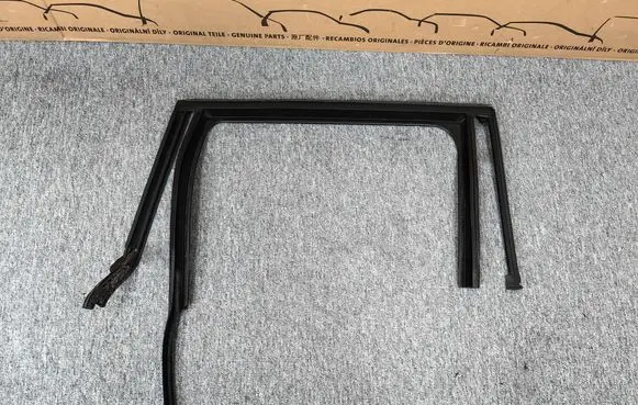 Mini Clubman F54 Rubber seal rear door 7344166 51357344166