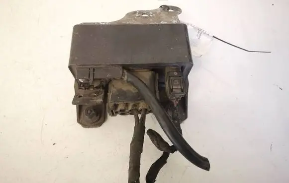 Mercedes-Benz C W203 Glow plug pre-heat relay 
