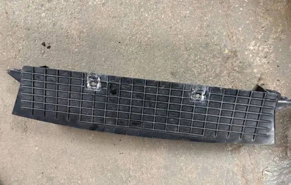 Hyundai i30 Bottom radiator support slam panel 282722A690