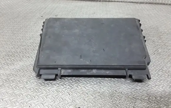 Opel Corsa D Fuse box cover 13246936