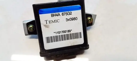 Mazda 323 Immobilizer control unit/module BH4A675G2 3X0980