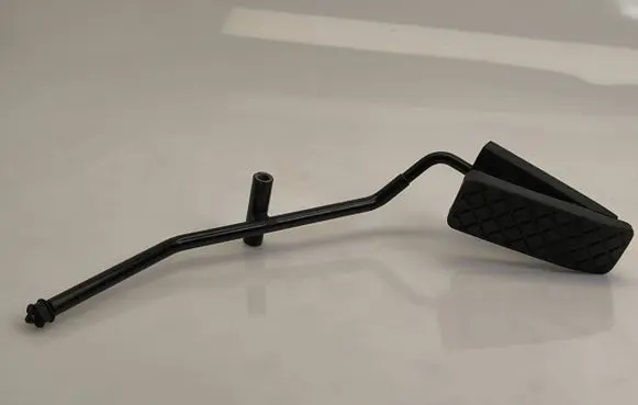 Volkswagen PASSAT B5 Accelerator throttle pedal 8D1721512 4D1721507E