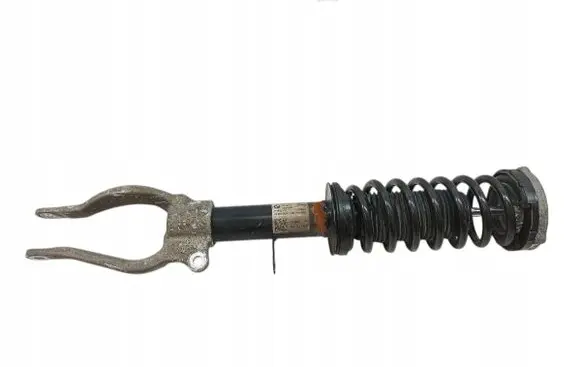 BMW 5 G30 G31 Front shock absorber/damper 6866607