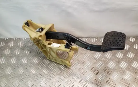 BMW 7 E65 E66 Brake pedal