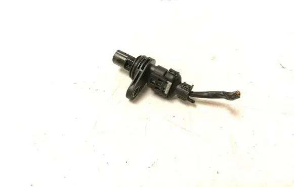 BMW 1 F20 F21 Camshaft position sensor 7633958