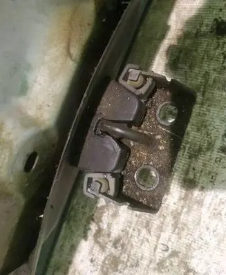 Peugeot 807 Tailgate/trunk/boot lock/catch/latch