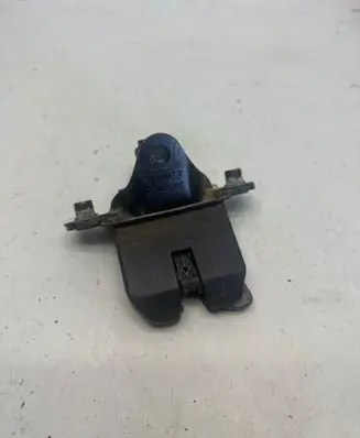 Skoda Octavia Mk1 (1U) Tailgate/trunk/boot lock/catch/latch 1Z5827501C