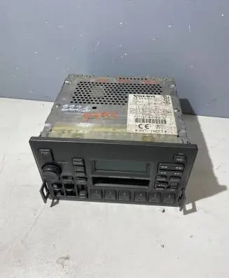 Volvo S70 V70 V70 XC Radio/CD/DVD/GPS head unit 3533962 W4141214F 8020GM3490172