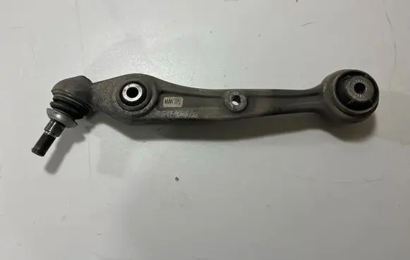 Front lower control arm/wishbone