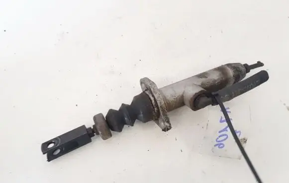 Audi 80 90 S2 B4 Clutch master cylinder 893721401d