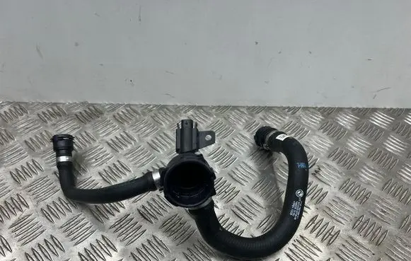 BMW X1 U11 Engine coolant pipe/hose 7827956