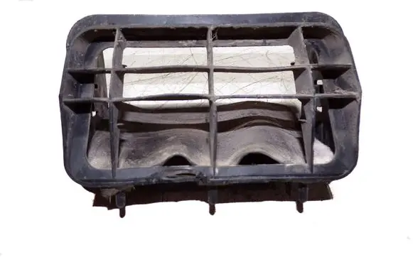 Volkswagen Transporter - Caravelle T4 Quarter panel pressure vent 