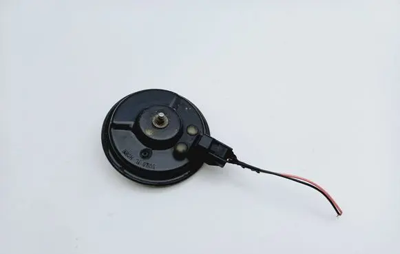 Hyundai i30 Horn signal 28R000033