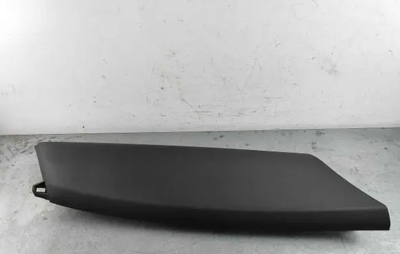 Volvo XC40 (C) pillar trim 31469190