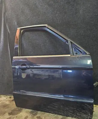 Ford S-MAX Front door 