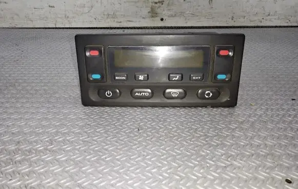 Land Rover Discovery Climate control unit JFC102350