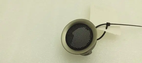 Jeep Grand Cherokee Subwoofer grill/trim 62004911
