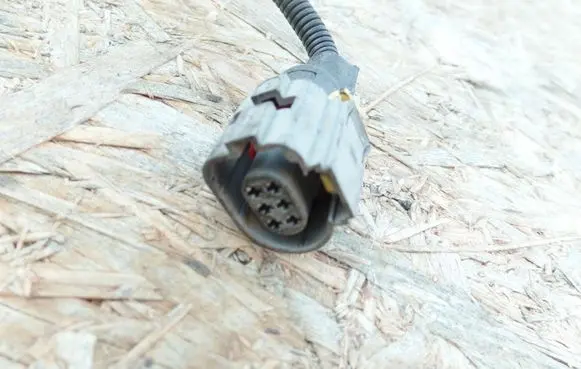 Engine installation wiring loom