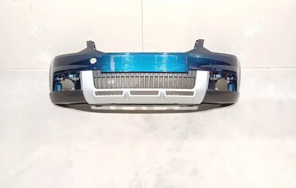 Skoda Yeti (5L) Front bumper 5L0807221F 5L0807061A