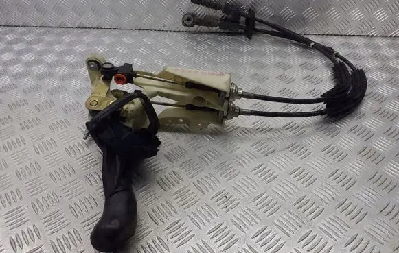 Mercedes-Benz A W168 Gear selector/shifter in gearbox A1683601009