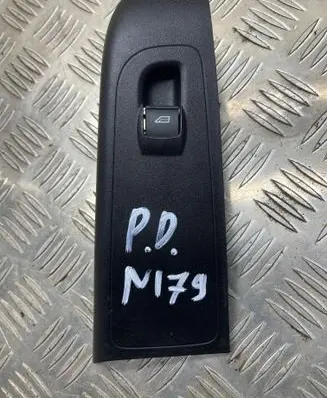 Ford Turneo Courier Electric window control switch ET76240A40B