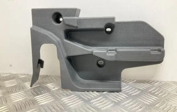 Audi Q3 F3 Other trunk/boot trim element 83A863424