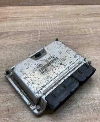 Volkswagen Golf IV Engine control unit/module ECU 038906012K 0281010111