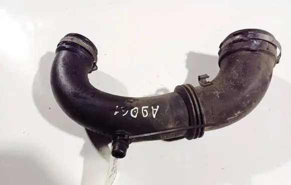 Renault Trafic II (X83) Intercooler hose/pipe
