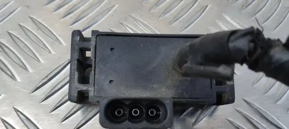 Renault Megane I Air pressure sensor