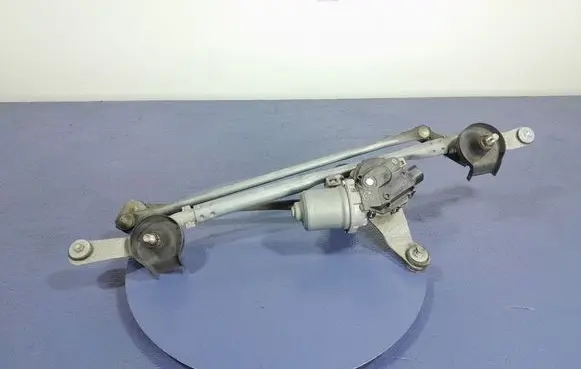Opel Insignia A Front wiper linkage and motor 13471428