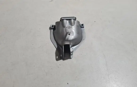 Porsche Macan (95B) Engine mount bracket 8K0399060L