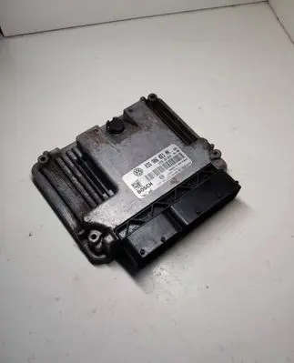 Volkswagen PASSAT B6 Engine control unit/module 03G906021NK 1039S17241 0281013440