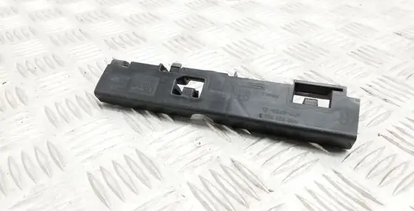 Audi A6 S6 C7 4G Front splash guards bracket 4G0853922B