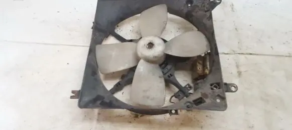 Mitsubishi Galant Radiator cooling fan shroud