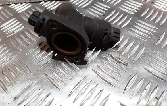 Volkswagen II LT Engine coolant pipe/hose 074121132