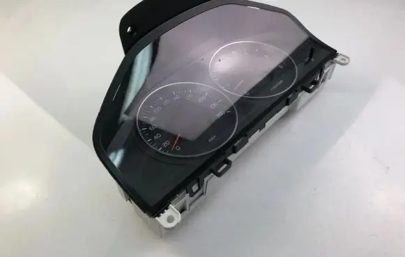 Volvo V60 Speedometer (instrument cluster) 31343323AA