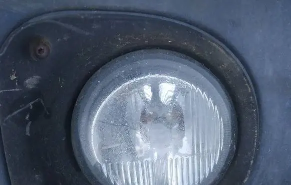 Renault Master II Front fog light ussed