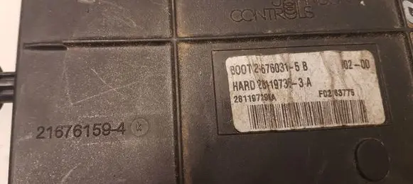 Peugeot 307 Fuse module 216761594 B00T216760315B