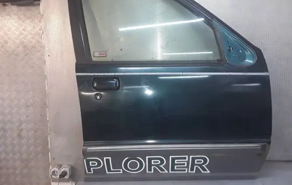 Ford Explorer Front door 