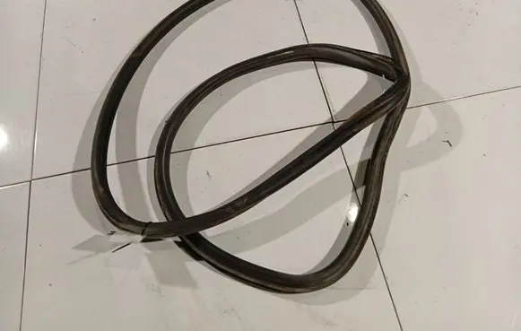 Audi A3 S3 8P Rubber seal front coupe door