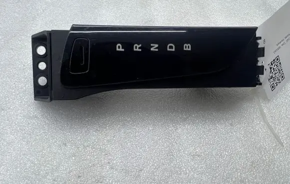 Toyota C-HR I Gear shift selector indicator 76K510