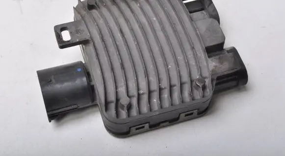 Volvo V60 Coolant fan relay 940011200