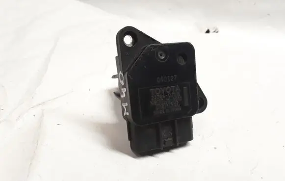 Toyota Avensis T250 Mass air flow meter 222040J010 MB1974003010