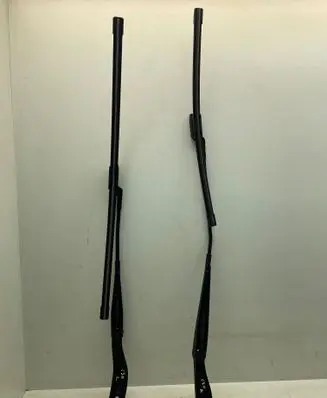 Volvo C30 Windshield/front glass wiper blade 8623160 8623159
