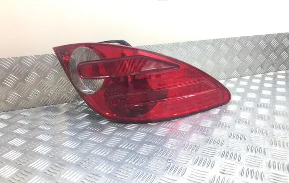 Mercedes-Benz R W251 Rear/tail lights A2518200364 A2518200164