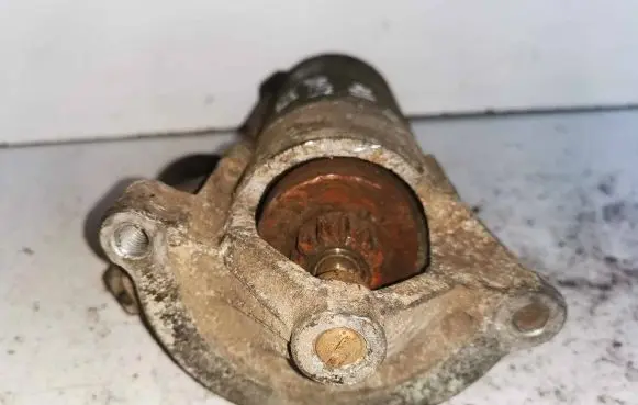 Peugeot 406 Starter motor